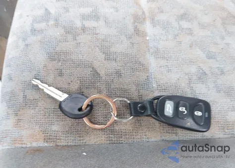 2007 Kia Sorento Lx z USA, uszkodzony, nr VIN KNDJC736475689686